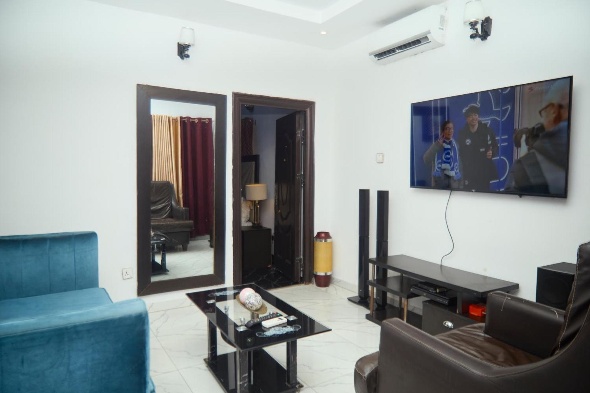Vhs Vinchee Suites Lagos Exterior foto